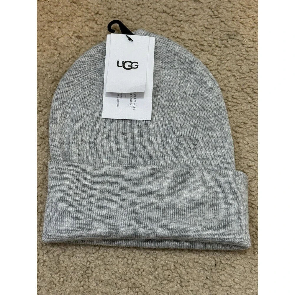 NWT UGG Men’s Oversize Cuff Beanie Knit Hat Light Gray O/S 17541